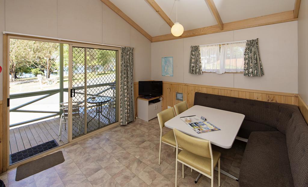 Rainbow Pines Tourist Caravan Park Adaminaby Esterno foto